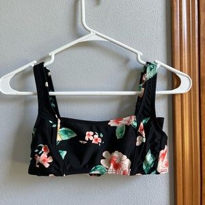 padded square neck bikini top!